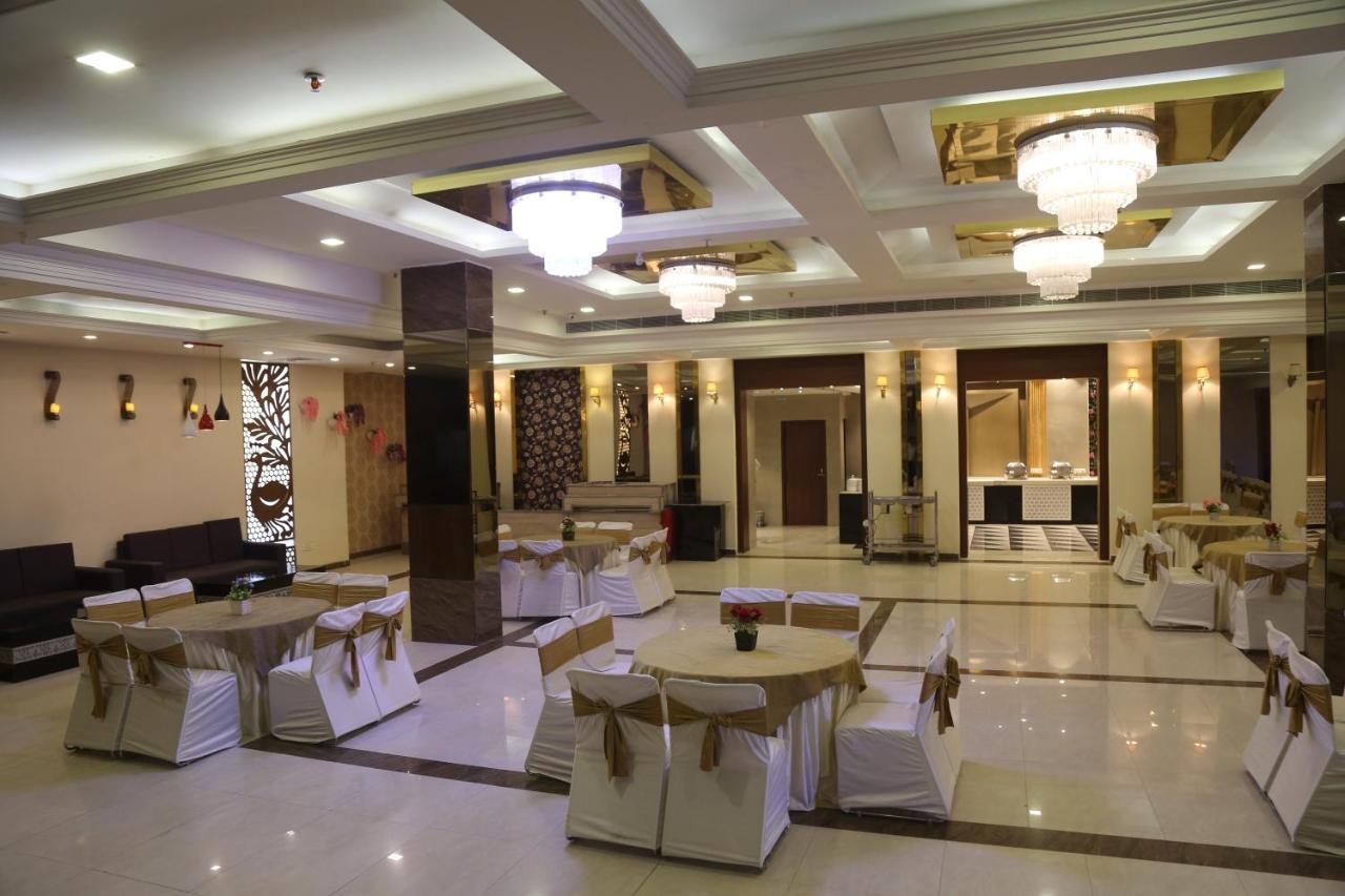 Hotel S C Residency Zirakpur Exterior foto